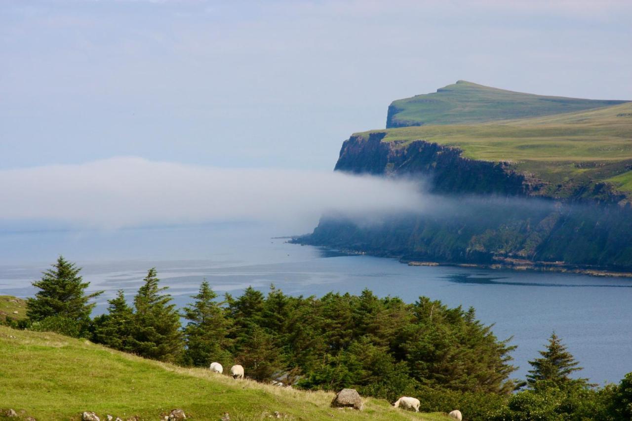 Вилла Atlantic Drift - Isle Of Skye - Amazing Sea Views Глендейл Экстерьер фото