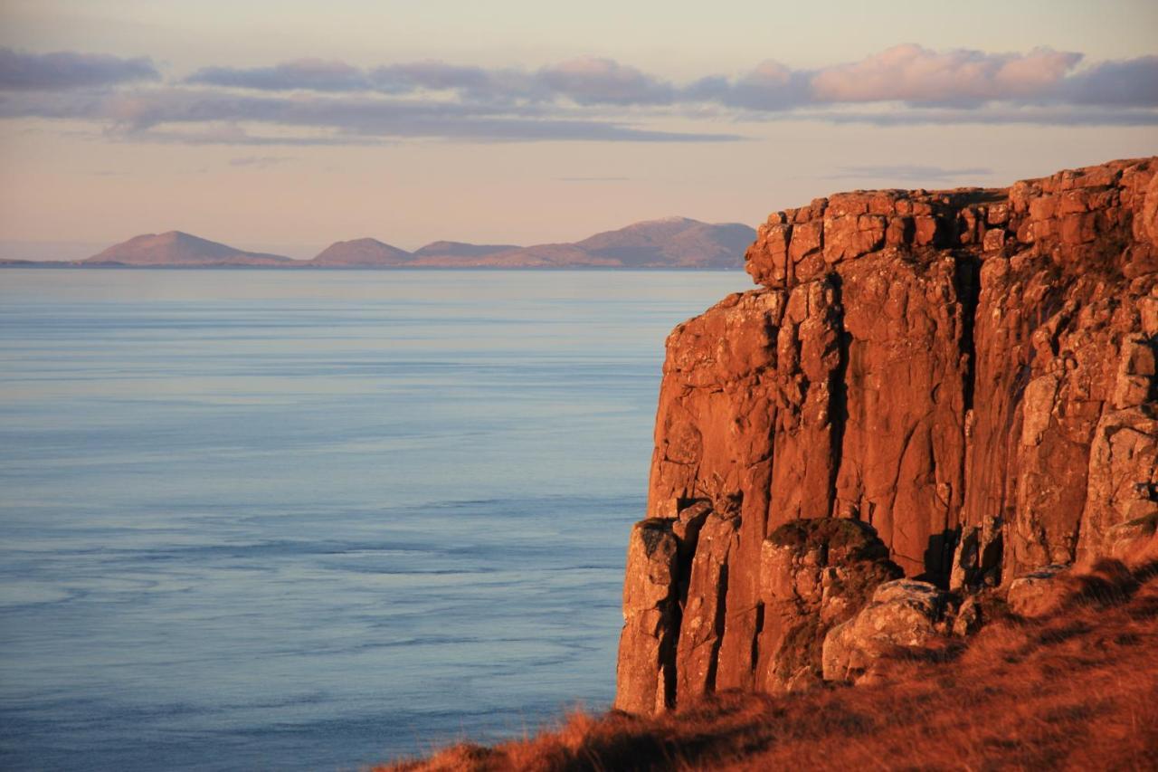 Вилла Atlantic Drift - Isle Of Skye - Amazing Sea Views Глендейл Экстерьер фото